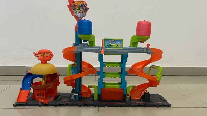Pista HotWheels - R$ 380,00