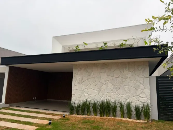 Casa com 3 Suites no Condominio Brisas Horizontal