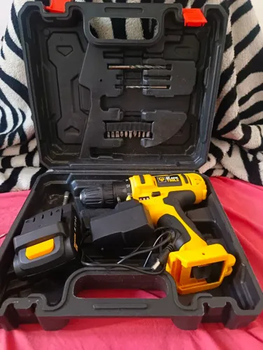 Vendo furadeira