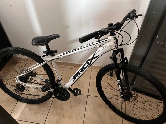 Bicicleta Mountain bike Pro-X Impulse aro 29 na cor branca