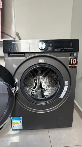 Máquina lava e seca Hisense 11k R$2.100,00 1 ano de uso