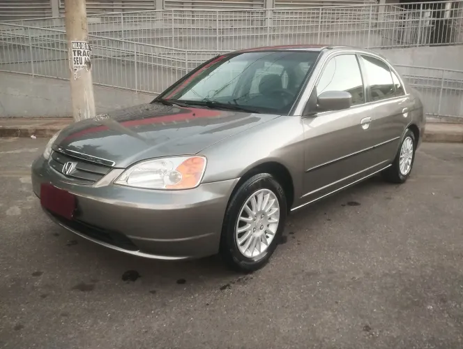 Honda Civic Sedan LX 1.7 16V 115cv Mec. 4P 2002