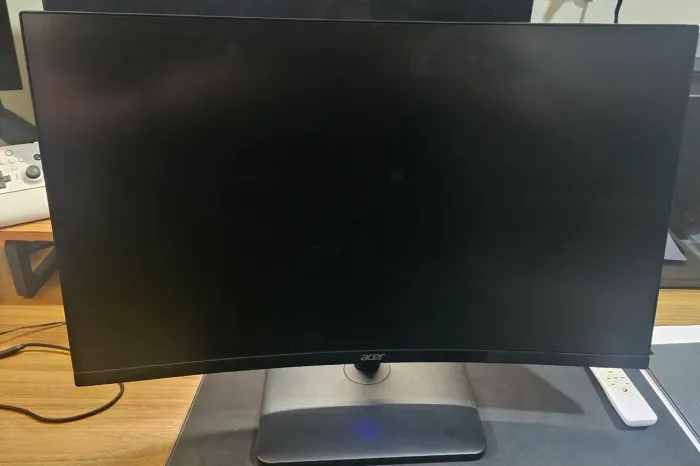 Monitor Gamer Acer ED270R 27" Curvo 165Hz Full HD