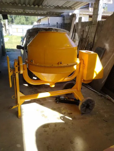 Betoneira CSM 400l