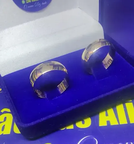 Alianças Boleadas Ouro 18 Kilates Peso 8 Gramas 7 mm Gravadas