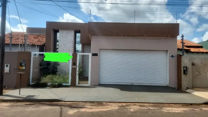 Casa a Venda com 03 quartos (1 suíte) - Tangará da Serra - MT