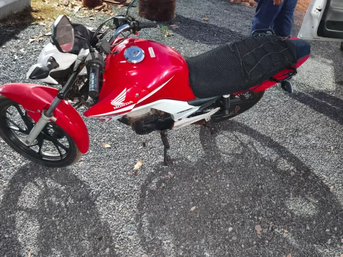 Titan 150