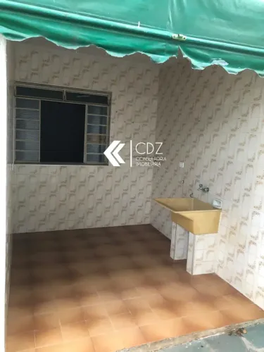 Casa de esquina à venda no Jardim das Magnólias, Sorocaba/SP