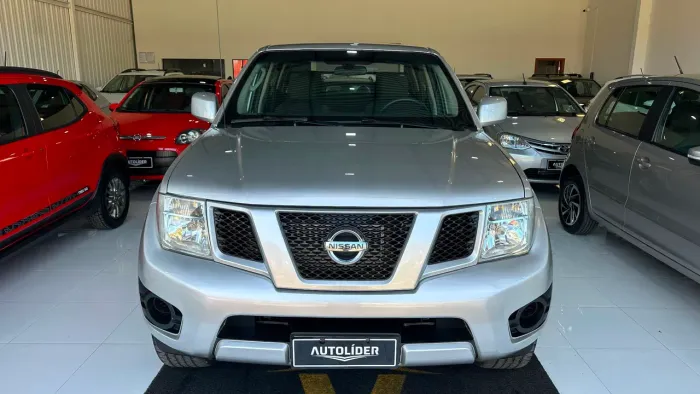 Nissan Frontier S CD 4X4 2.5 TB Diesel 2014