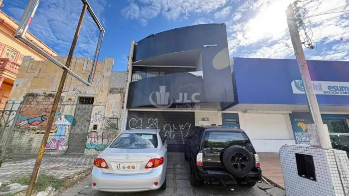 EDIFÍCIO INTEIRO COMERCIAL - NO BAIRRO SÃO JOSÉ [13643]