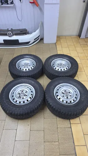 Jogo de Pneus para Caminhonete Aro 16