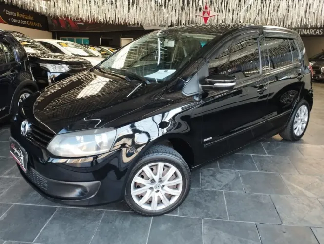 Volkswagen Fox 1.0 MI Total Flex 8V 5P 2010