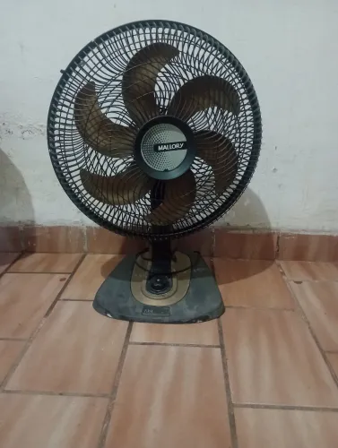 Ventilador Mallory de mesa completo 
