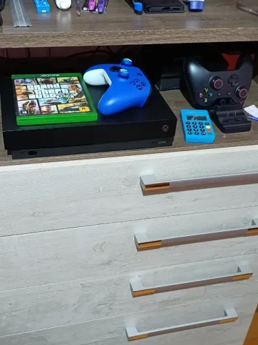 Xbox one X 