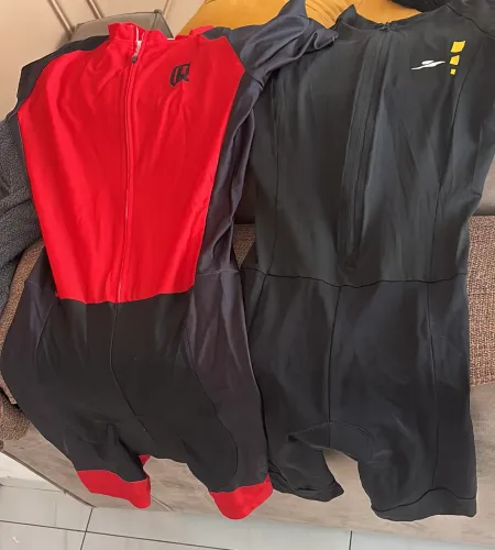 Roupas de ciclista G