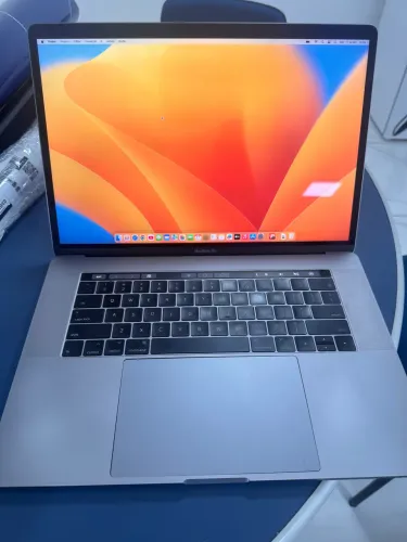 MacBook Pro 15` Touch Bar i7 512 SSD