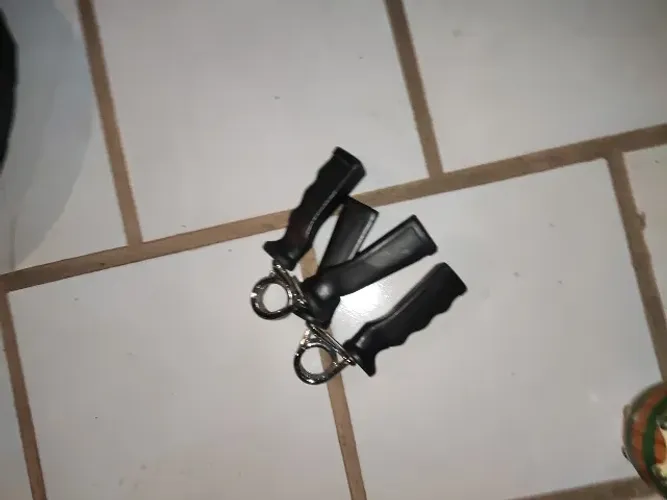 Handgrip Dois Pretos