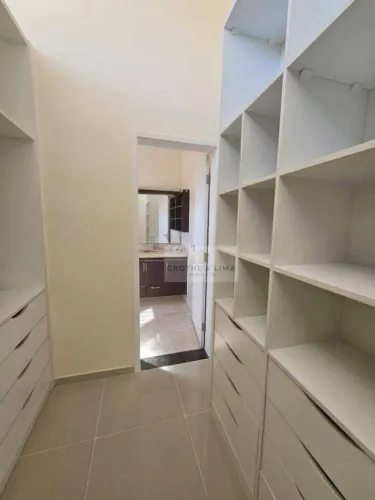 Sobrado Alto Padrão à Venda no Vista Verde Porteira Fechada | Totalmente Reformado | Pisc