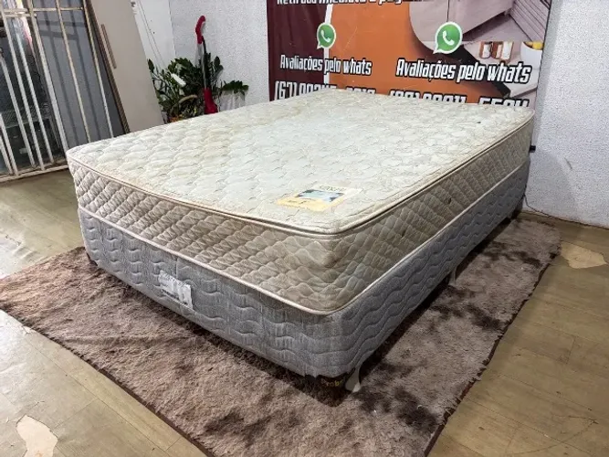 Cama box casal ótima ( entrego )