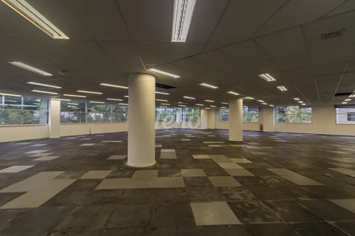 Comercial para alugar no(a) Jardim Morumbi