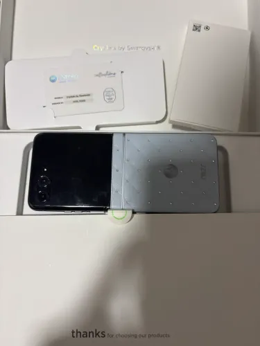 MOTO RAZR 60 EDIÇÃO LIMITADA CRISTAIS SAWAROVSK
