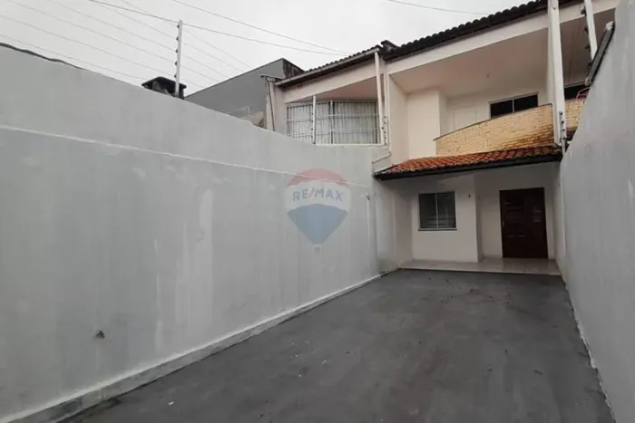 Casa Moderna e Sofisticada em Maracanaú!