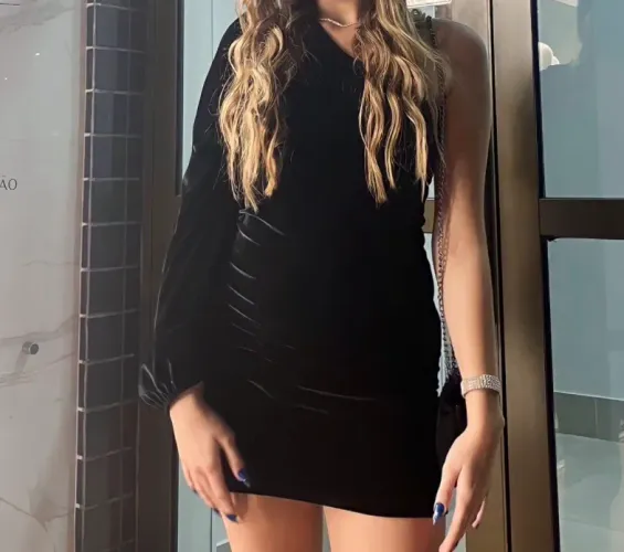 Vendo vestido manga bufante de veludo