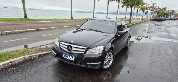 Mercedes-Benz C-180 CGI Sport 1.6 TB 16V 156cv Aut. 2013