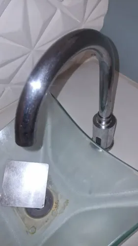 Torneira com Sensor Infravermelho Automática - Ideal para Clínicas e Spas