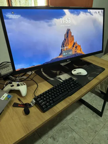 Monitor LG 29? UltraWide 2K 75Hz