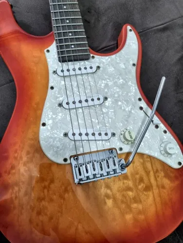 GUITARRA ESP LTD SN 200