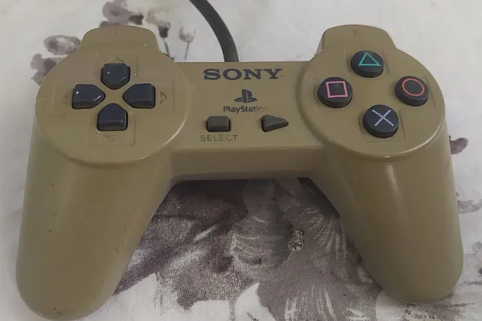 Controle manete Playstation one ps1 vídeo game antigo joystick ñ super nintendo N64 SNES
