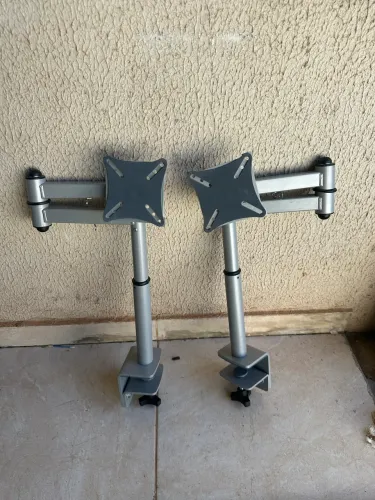 Suporte Articulado para Monitor - Excelente Estado