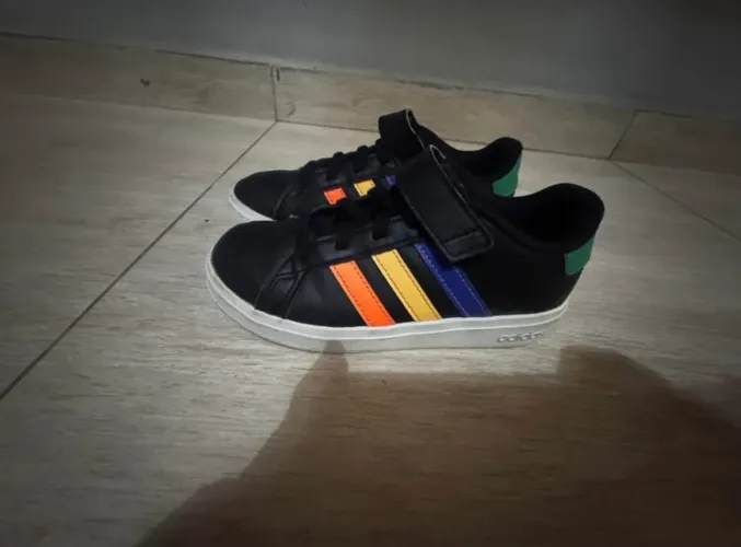 Tênis adidas número 29