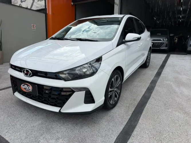 Hyundai HB20S Comfort Plus 1.0 TB Flex 12V AUT 2024