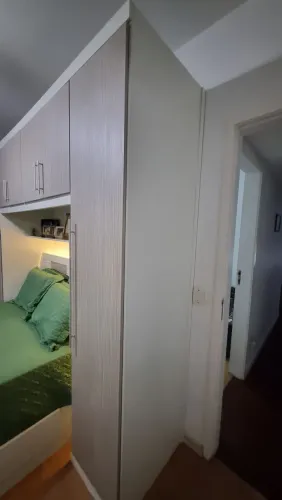 Guarda Roupas Modulado + Closet + Cama Casal + Criado Mudo