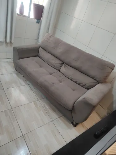Sofá 3 lugares 