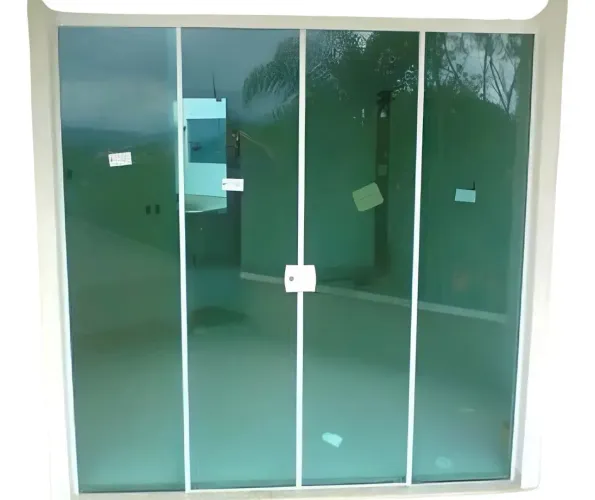 Porta de vidro para sacada