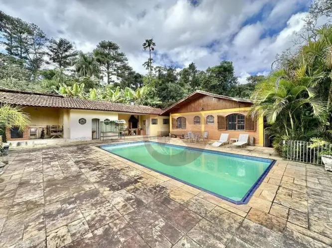 Casa com 3 dormitórios à venda, 233 m² por R$ 1.800.000,00 - Granja Viana - Cotia/SP