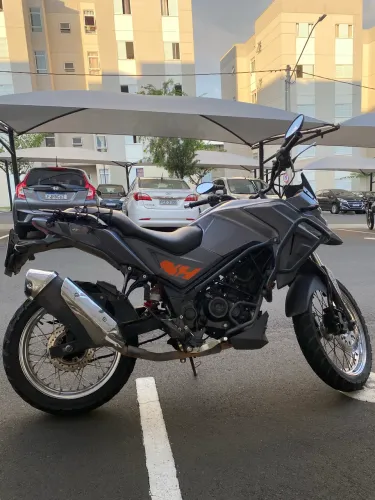 Vendo NH190 zerada. Zap 19- *