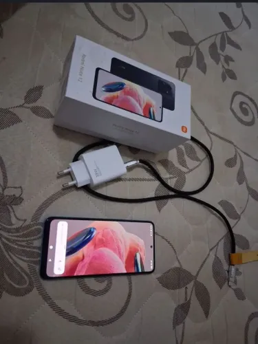 Vende-se celular remid 12