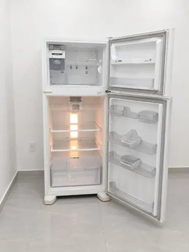 Geladeira Braatemp 127 volts 410 litros