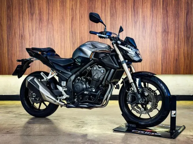 HONDA CB 500F 2023