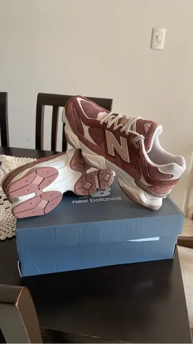 Tênis New Balance 9060 original