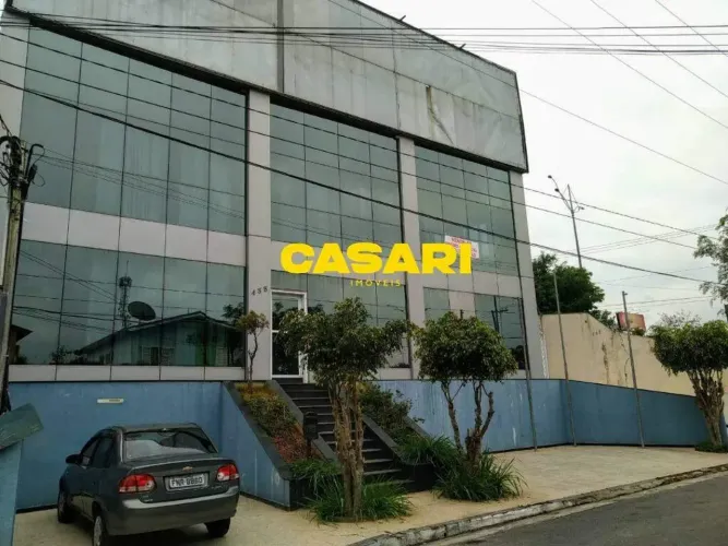 Prédio à Venda 302 m² com 6 Vagas e Área de Lazer no Jardim do Mar - São Bernardo do Campo