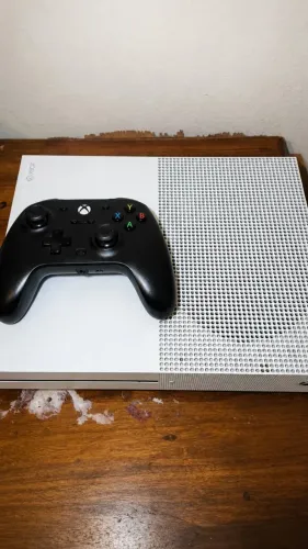 Xbox one com 500gb