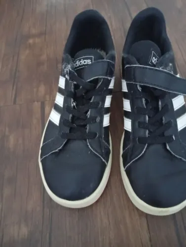 Tênis Adidas infantil