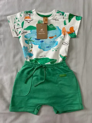 Conjunto bebê menino body e bermuda up baby tamanho M de 6 a 9 meses Novo na etiqueta 