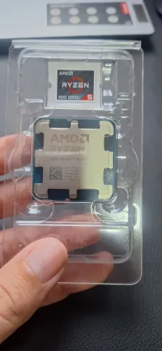 Processador Ryzen 5 8600g, 6/12, 4.3/5GHz<br>Nunca usado