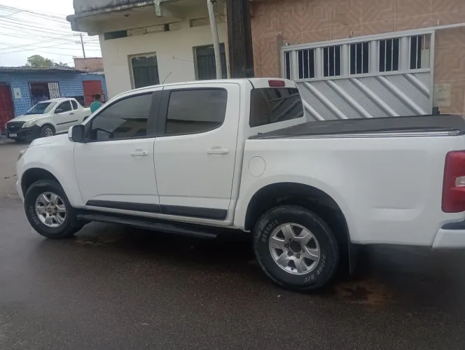 Chevrolet S10 Pick-up LS 2.4 F.power 4X2 CD 2014